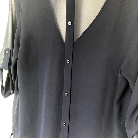 Bundle of 3 Hi-Low Button Blouses size Small - Picture 13 of 14